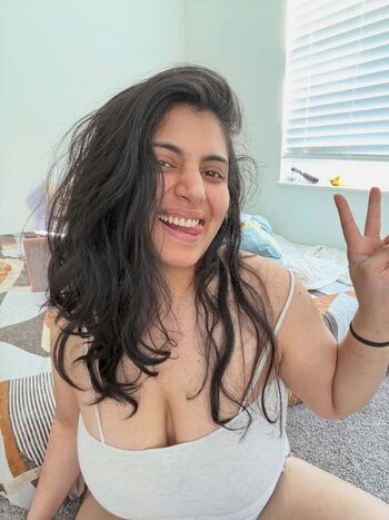 Full leaked Rashmi van page private onlyfans photo