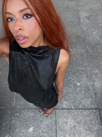 Full leaked Ravyn lenae private onlyfans photo