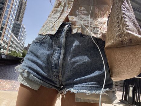 Full leaked Reaisnowhite private onlyfans photo