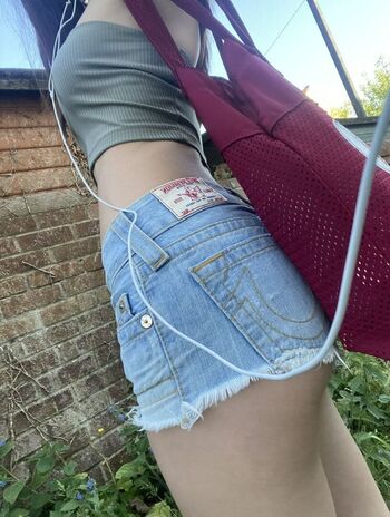 Full leaked Reaisnowhite private onlyfans photo