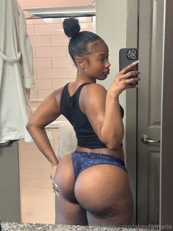 Full leaked Realkeylamarie private onlyfans photo
