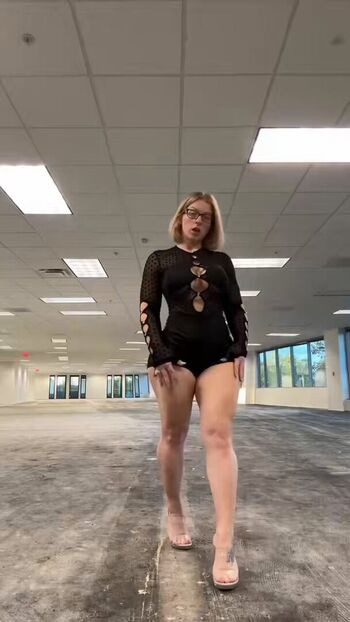 Full leaked Realpeachynsfw private onlyfans photo