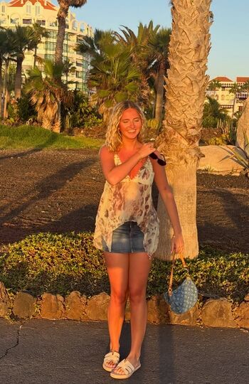 Full leaked Rebecca cruickshanks private onlyfans photo