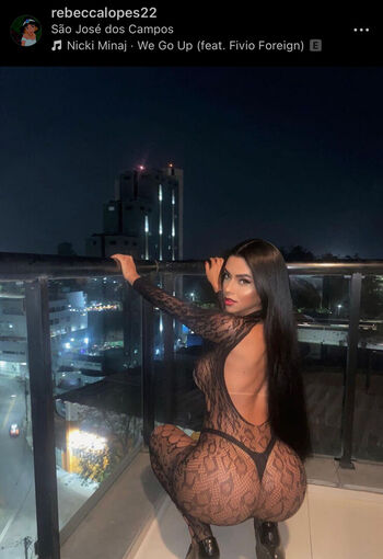 rebeccalopes22