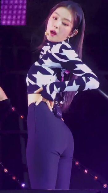 Full leaked Red velvet page private onlyfans photo