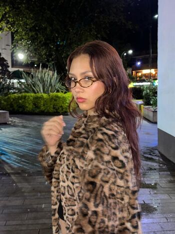 Full leaked Redblossom page private onlyfans photo