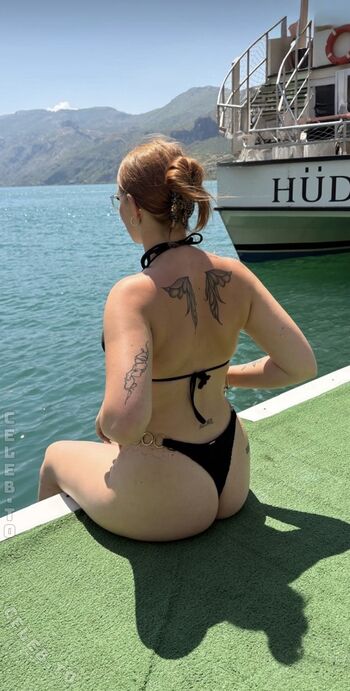 Full leaked Redgirl raven private onlyfans photo