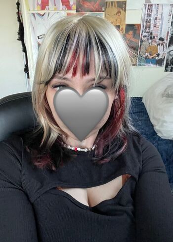Full leaked Redsharkshawty private onlyfans photo