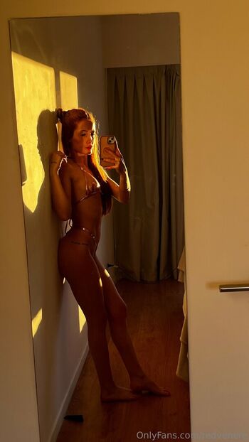 Full leaked Redvenere page private onlyfans photo