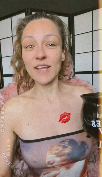 Regina Hixt