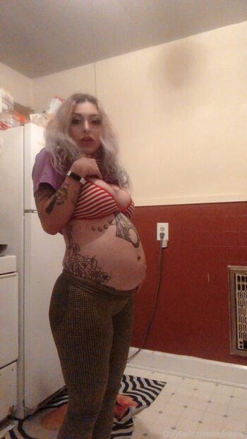 Full leaked Reiinapop private onlyfans photo