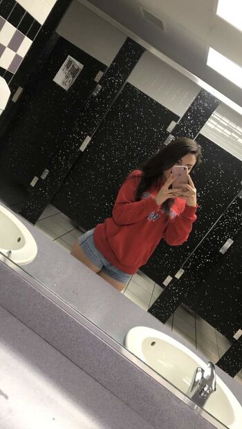 Full leaked Reina medina private onlyfans photo