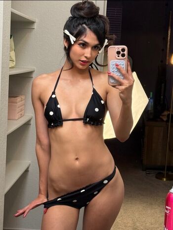 Full leaked Reina rae private onlyfans photo