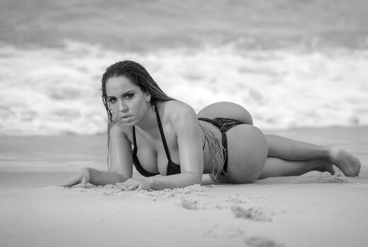 Full leaked Renata frisson page private onlyfans photo