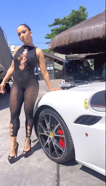 Full leaked Renata frisson page private onlyfans photo