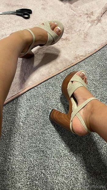 Full leaked Repressed princess private onlyfans photo