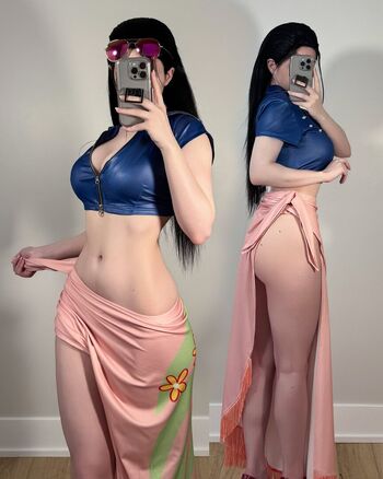 Full leaked Reyawren private onlyfans photo