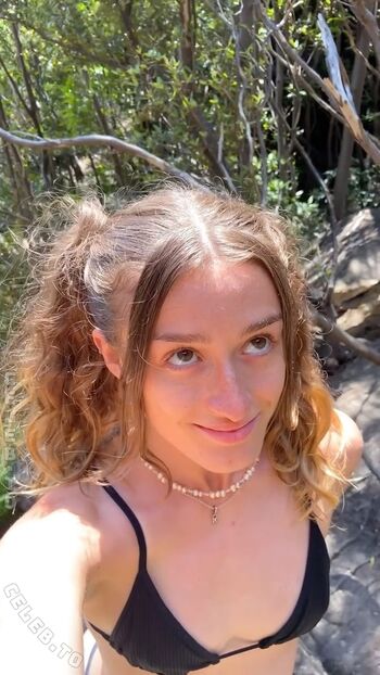 Full leaked Rhiannonhikes page private onlyfans photo