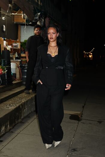 Full leaked Rihanna private onlyfans photo