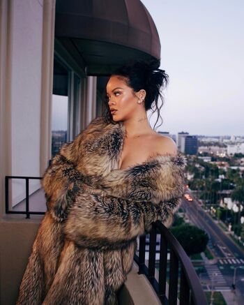 Full leaked Rihanna page private onlyfans photo