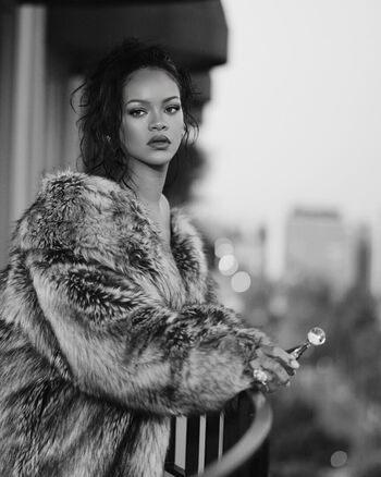 Full leaked Rihanna page private onlyfans photo