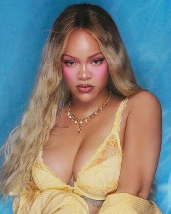 Full leaked Rihanna  page private onlyfans photo