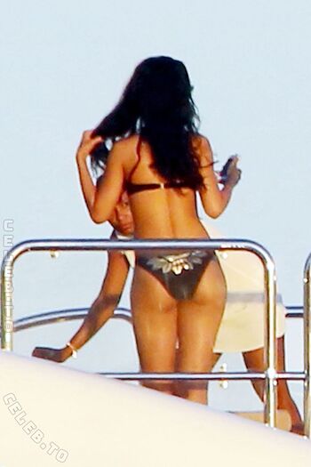 Full leaked Rihanna  page private onlyfans photo