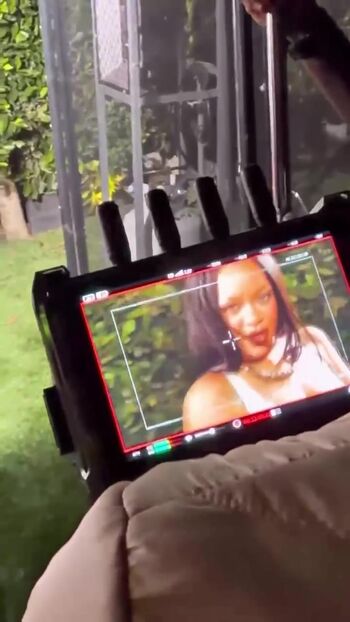 Full leaked Rihanna page private onlyfans photo