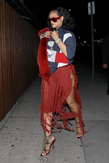 Full leaked Rihanna  page private onlyfans photo
