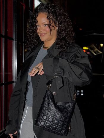Full leaked Rihanna  page private onlyfans photo