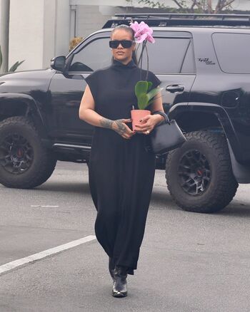 Full leaked Rihanna private onlyfans photo
