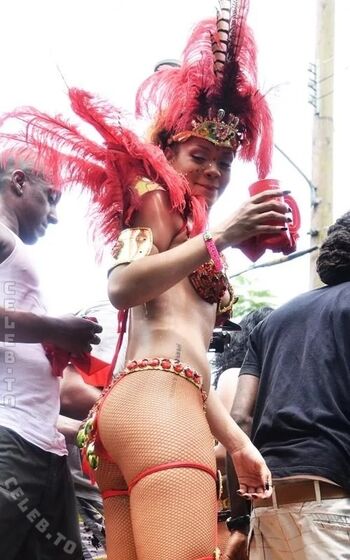 Full leaked Rihanna  page private onlyfans photo