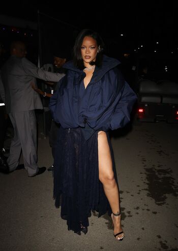Full leaked Rihanna  page private onlyfans photo