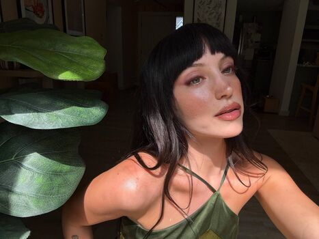 Riley Hubatka