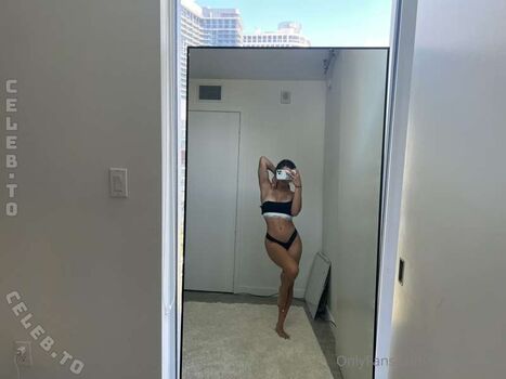Full leaked Riley murray private onlyfans photo