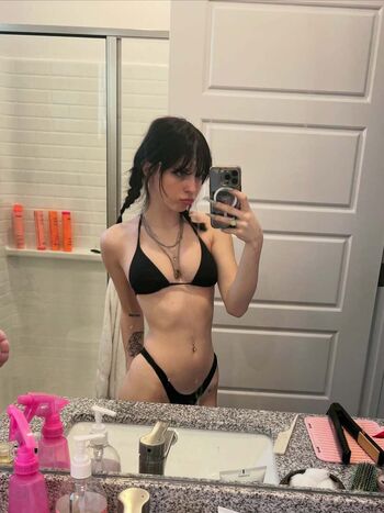 Full leaked Riley sweet peach private onlyfans photo