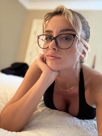 Full leaked Riribebe page private onlyfans photo