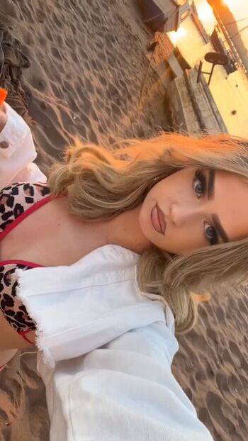 Full leaked Riribebe page private onlyfans photo