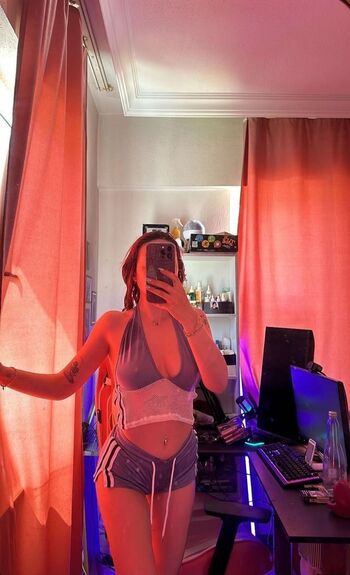 Full leaked Riribebe page private onlyfans photo