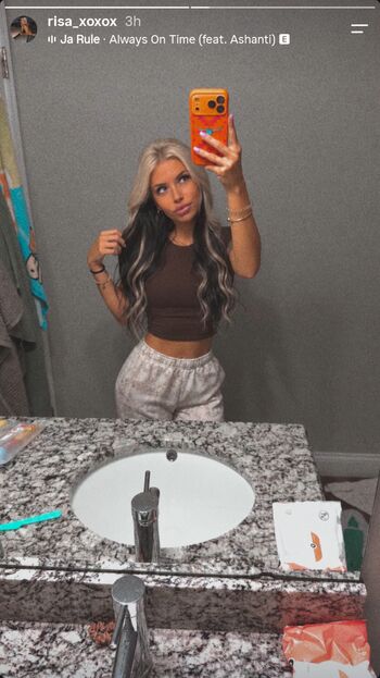 Risa_xoxox