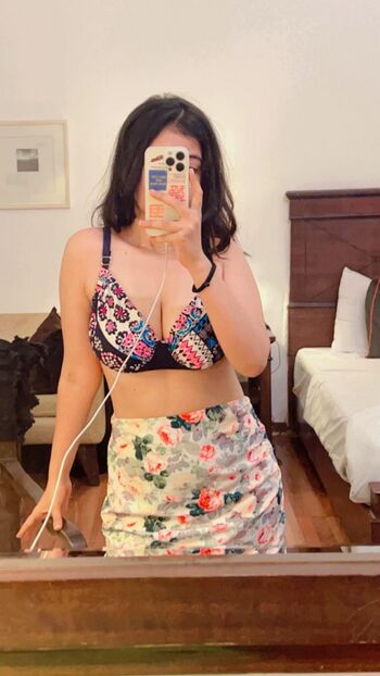 Full leaked Riya pandey private onlyfans photo