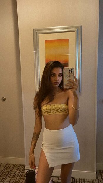 Full leaked Riyadanii private onlyfans photo