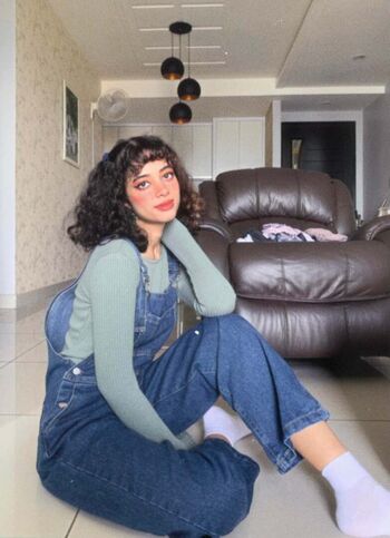 Full leaked Roachhasfeelingstoo private onlyfans photo