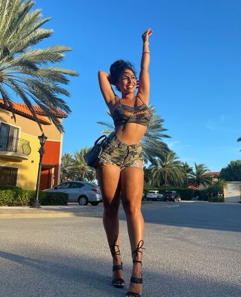 Full leaked Robin roxette page private onlyfans photo