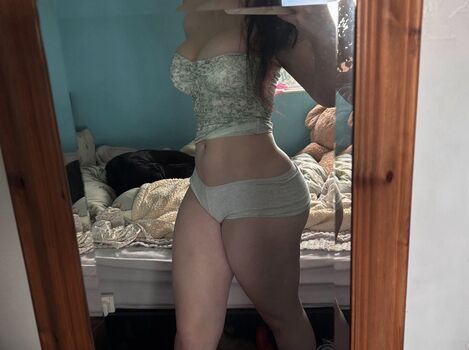 Full leaked Robyn page private onlyfans photo