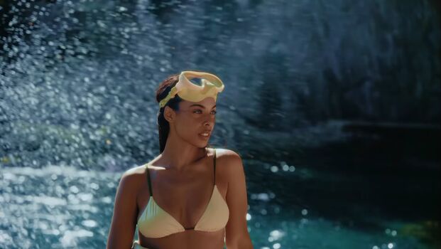Rochelle Humes