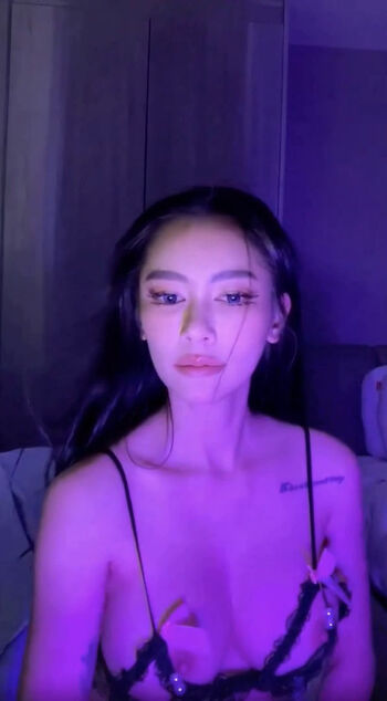 Full leaked Rollipop page private onlyfans photo