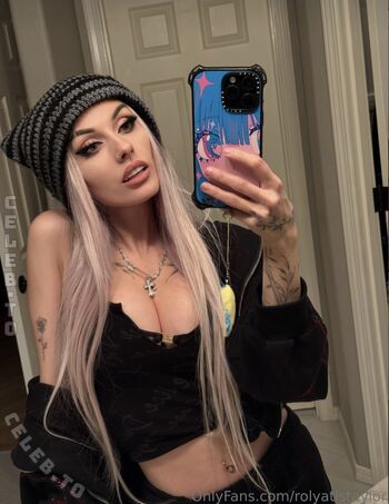 Full leaked Rolyatistaylor  page private onlyfans photo