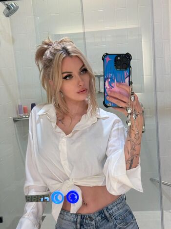 Full leaked Rolyatistaylor page private onlyfans photo