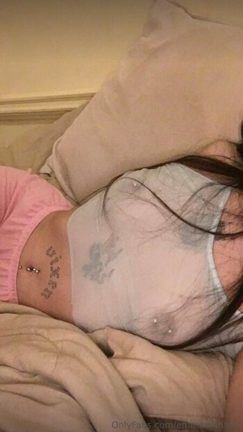 Full leaked Romanian girls page private onlyfans photo